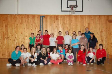 Vybíjaná dievčat - "lepšie je trafiť, ako byť trafená..."